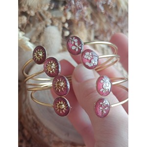 Bracelet jonc maïa en acier inoxydable doré et fleurs séchées