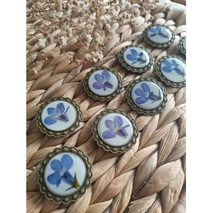 Broche isaure fleur de lobélia véritable fait main