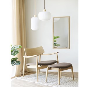 Frida-fauteuil et repose-pied en chêne naturel et tissu marron