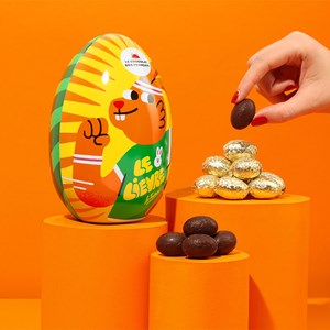 Œuf de pâques noir & gianduja feuilleté