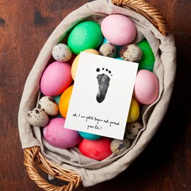 Diy empreinte bébé carte joyeuses pâques