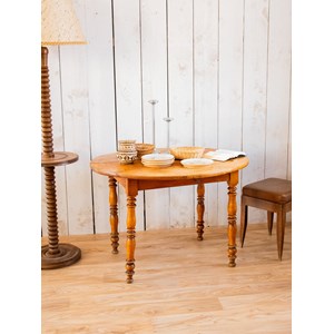 Table à manger ronde en noyer n°645