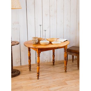 Table à manger ronde en noyer n°645