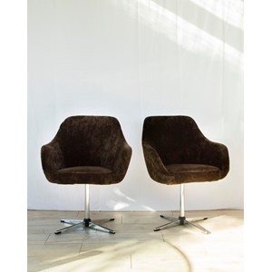 Paire de fauteuils en velours n°905