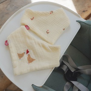 Lot de 2 bavoirs bandanas maternity love