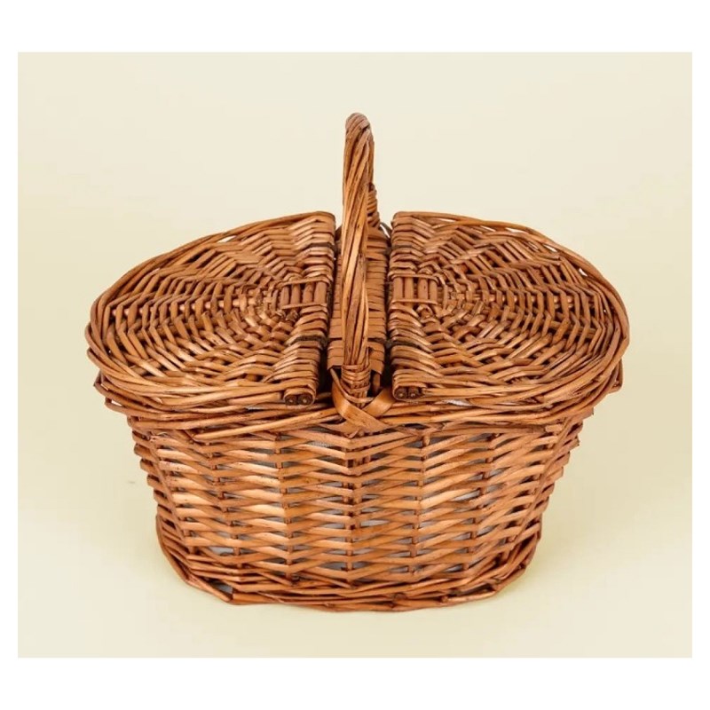 Dinette en metal dans panier en osier