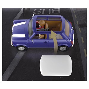 Mini cooper avec 2 personnages