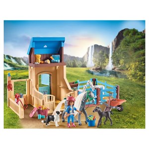 Amelia & whisper avec box pour chevaux