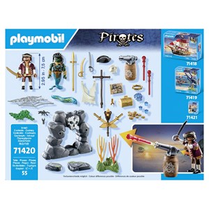 Pirate avec trésor monstre marin