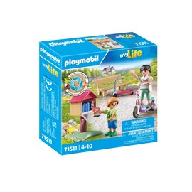 Boite a livres avec maman et enfant