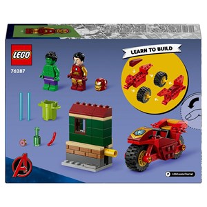 Lego iron man avec une moto et hulk