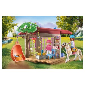 Espace détente avec cavalières