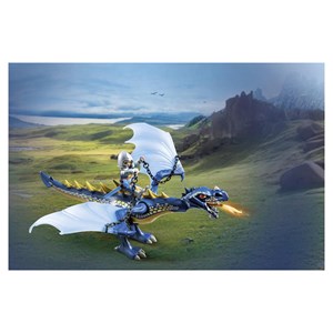 Combattants avec dragons et canon