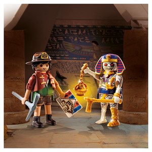 Chasseur de trésors avec momie