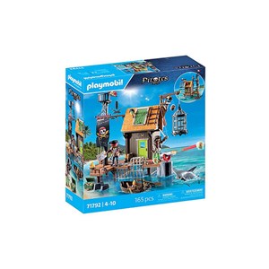 Port pirate avec prison de corsaires