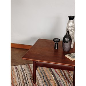 Liv, la table basse en teck n°155