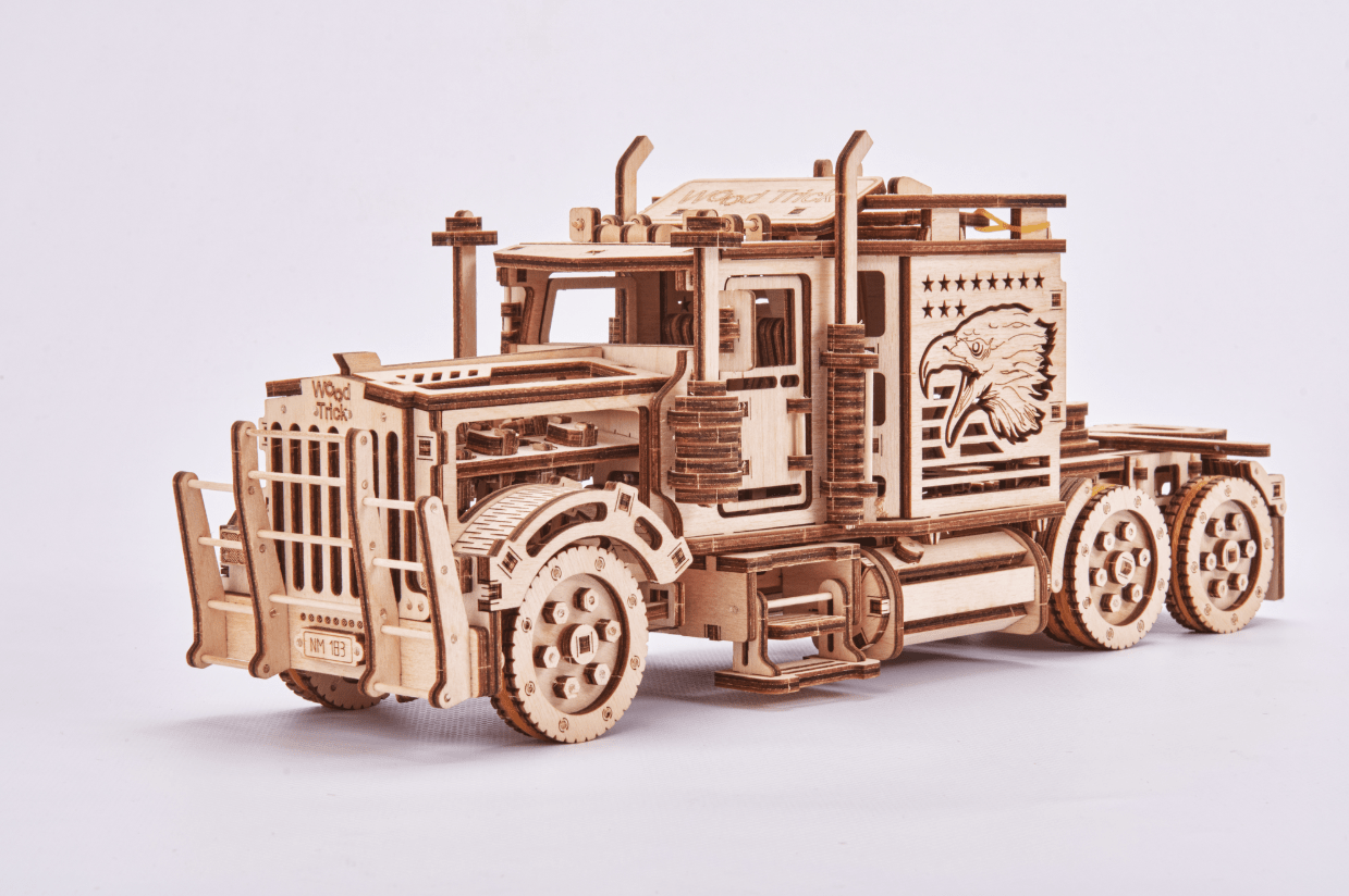 Maquette en bois Camion américain - La Magie des Automates