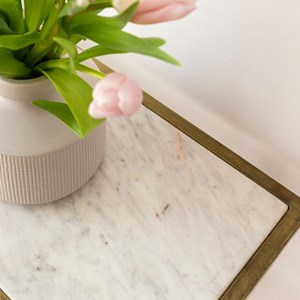 Console en métal doré et marbre timéo