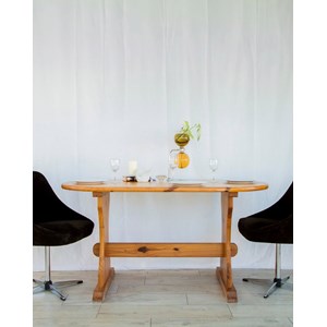 Karla, la table à manger en pin n°1105