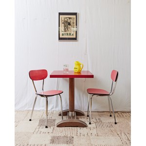 Table à manger bistro rouge n°93