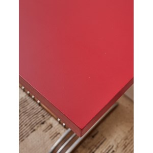 Table à manger bistro rouge n°94