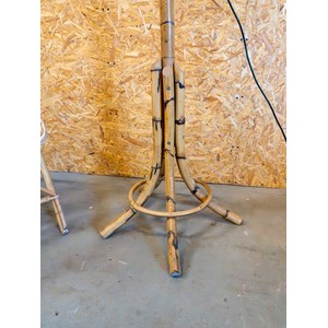 Julien, le lampadaire en rotin n°347