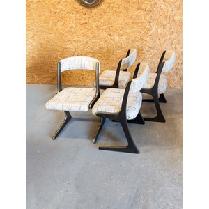 Lot de 4 chaises traineau n°1340