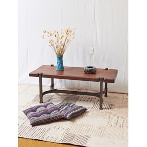 Table basse brutaliste en bois massif n°504