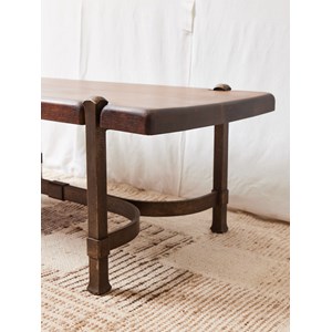 Table basse brutaliste en bois massif n°504