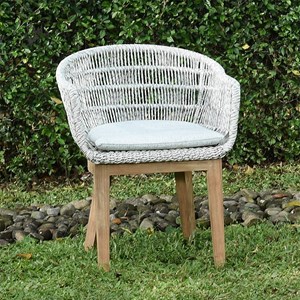 Fauteuils en résine tressée grise chiné lounge avec coussin (lot de 2)