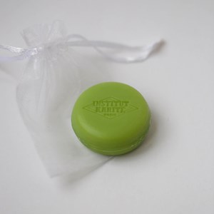 Savon macaron verveine citron en pochon