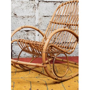 Grand rocking-chair en rotin clair n°67