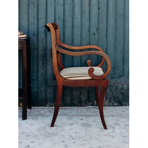 Fauteuil à rayures en bois et tissu n°752