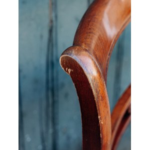 Fauteuil à rayures en bois et tissu n°752