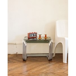 Tables gigognes chromées en verre n°839