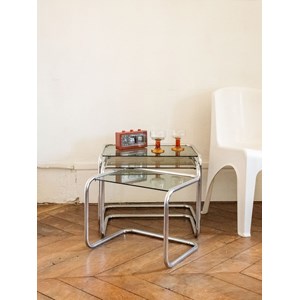 Tables gigognes chromées en verre n°839