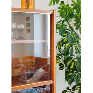 Grande vitrine en bois clair n°178
