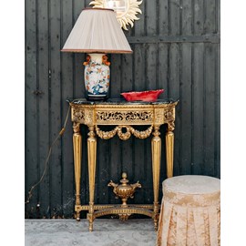 Table d'appoint en marbre et dorure n°761