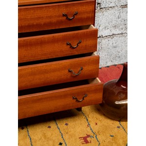 Olga, la commode en bois orangé n°409