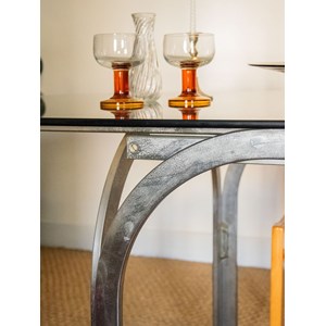 Table à manger au verre fumé n°1107