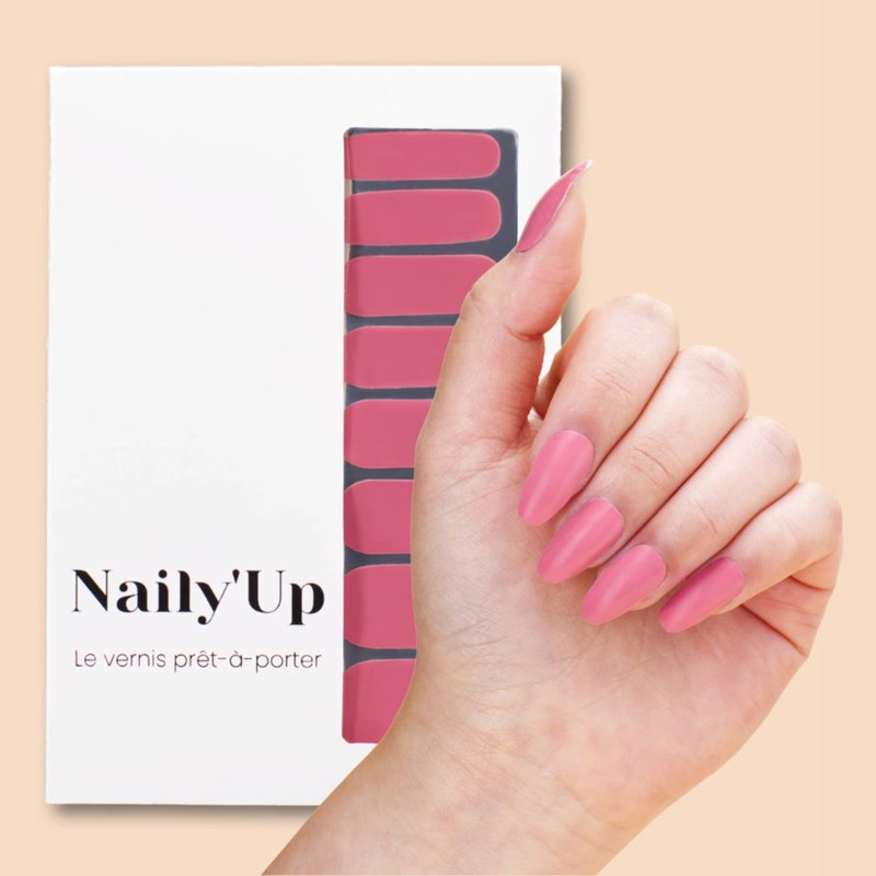 Vernis autocollant rose blush - manucure facile longue tenue