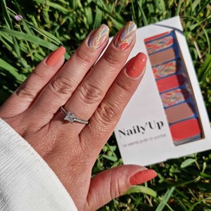 Vernis autocollant coral sea - manucure facile longue tenue Corail