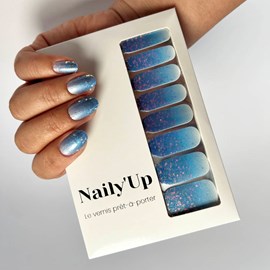 Vernis autocollant blue lagoon - manucure facile longue tenue
