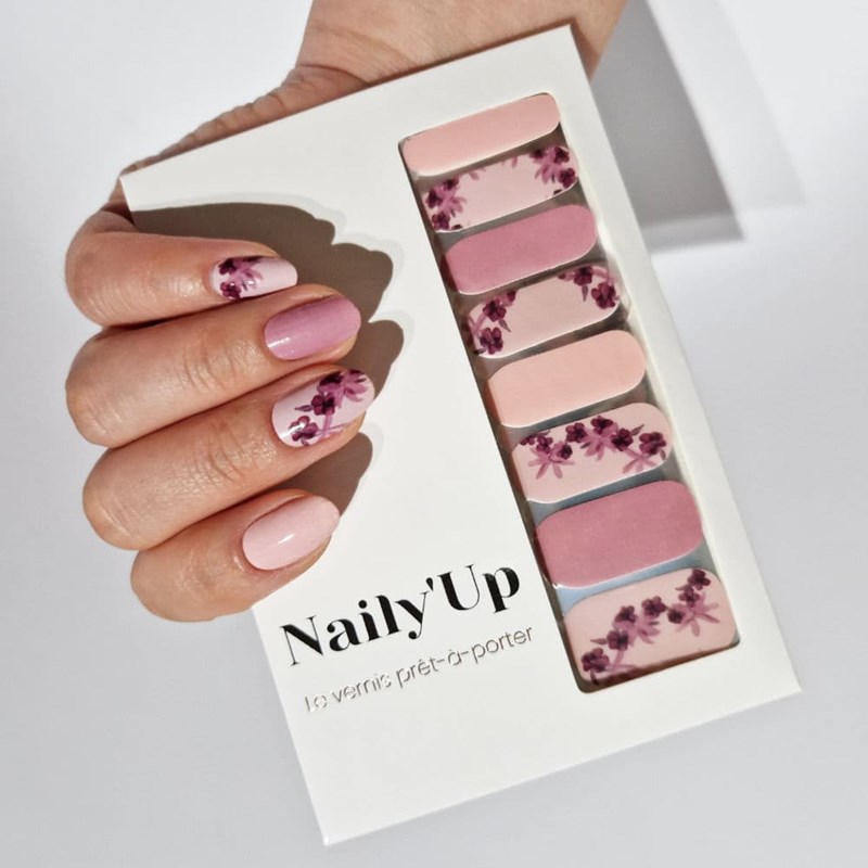 Vernis autocollant mocha flowers - manucure facile longue tenue