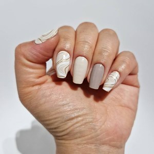 Vernis autocollant mocha swirl - manucure facile longue tenue Almont Latte