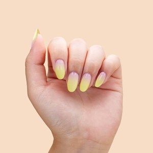 Vernis autocollant yellow boomer - manucure facile longue tenue Lemon Tart