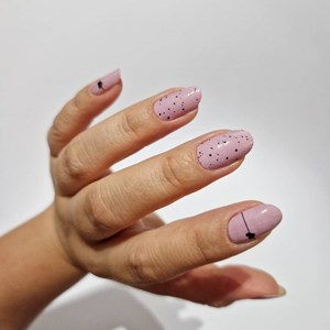 Vernis autocollant dream glaze - manucure facile longue tenue Rose mauve cœurs et confettis