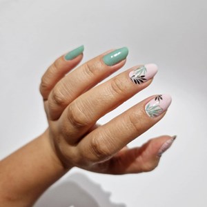 Vernis autocollant tropic breeze - manucure facile longue tenue Vert d’eau et rose tropical