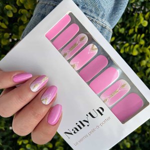 Vernis autocollant pink girly - manucure facile longue tenue Rose girly à motifs