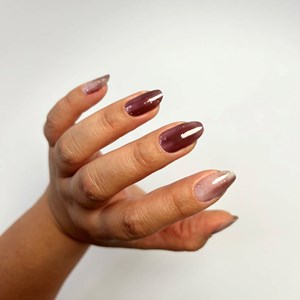 Vernis autocollant moka chic - manucure facile longue tenue Marbré latte chocolat